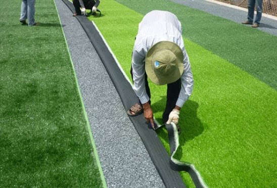 THỜI GIAN THI CÔNG SÂN BÓNG CỎ NHÂN TẠO HỢP LÍ NHẤT