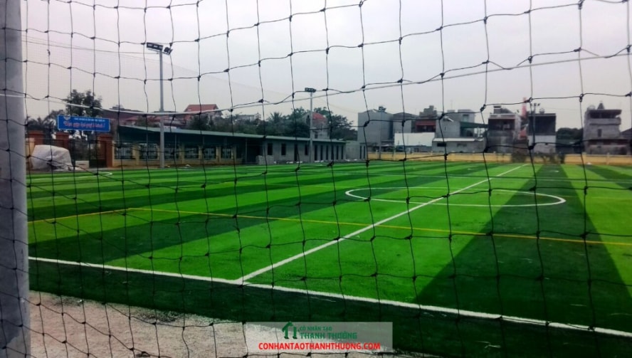 Lưới quây sân bóng đá cỏ nhân tạo